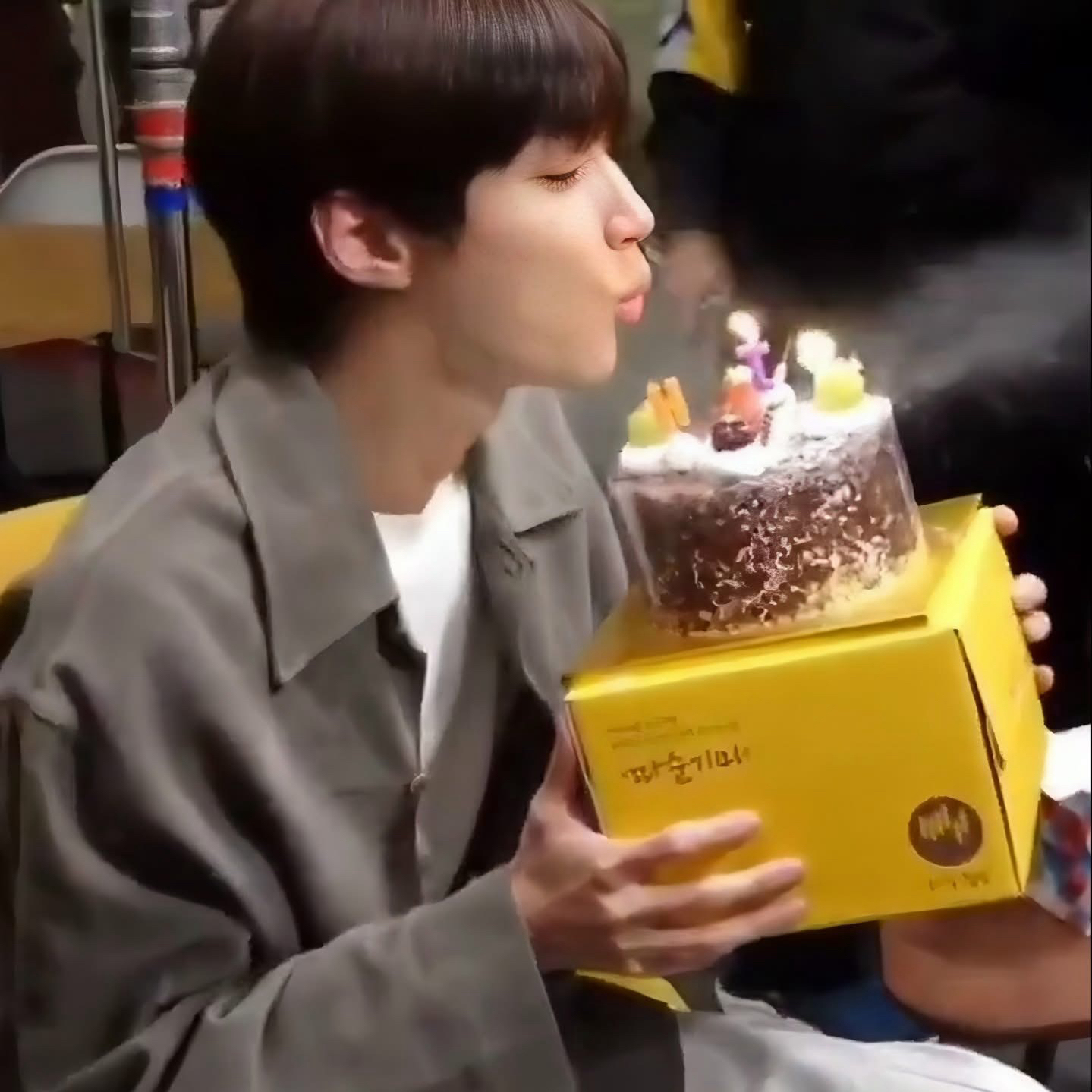 황인엽의 최신 사진