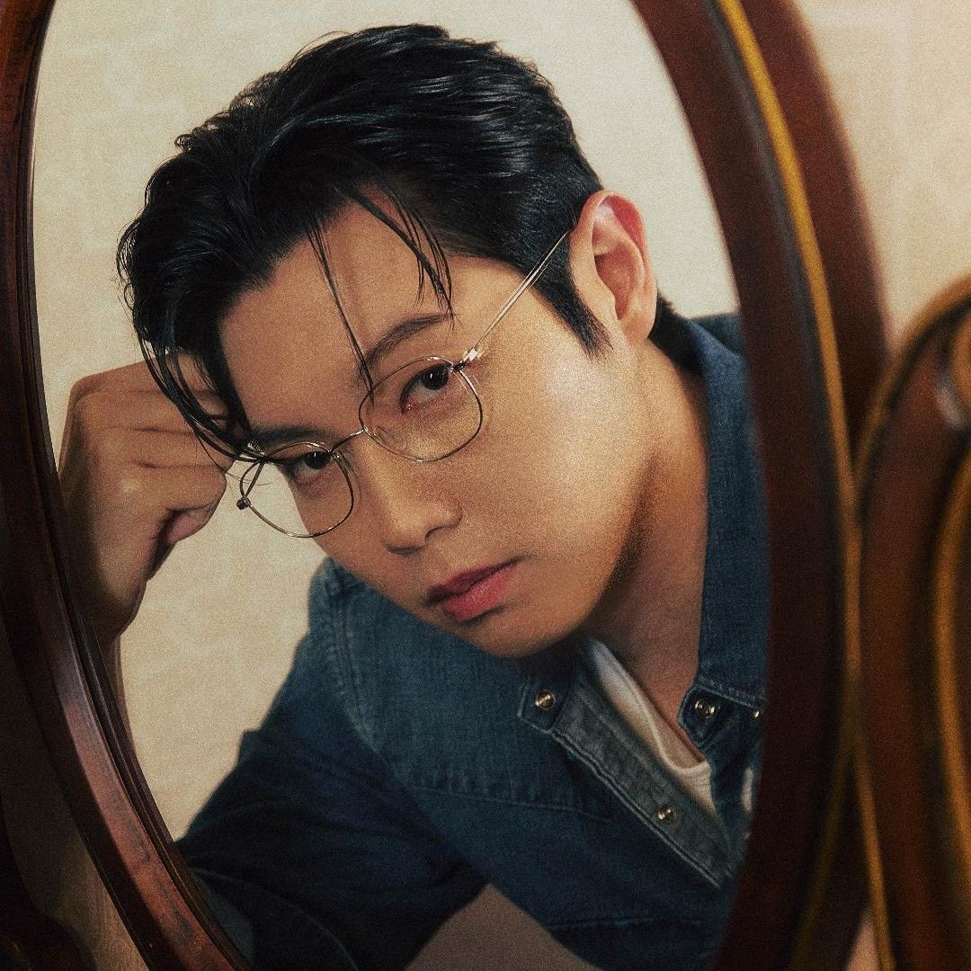 Recent activity shot of Son Taejin