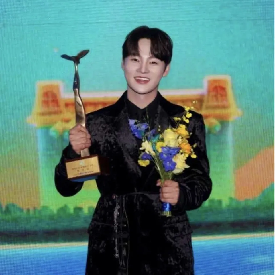 박서진의 비하인드 컷