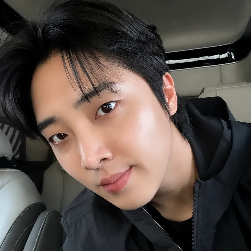 Latest photo of Hwang Yunsung