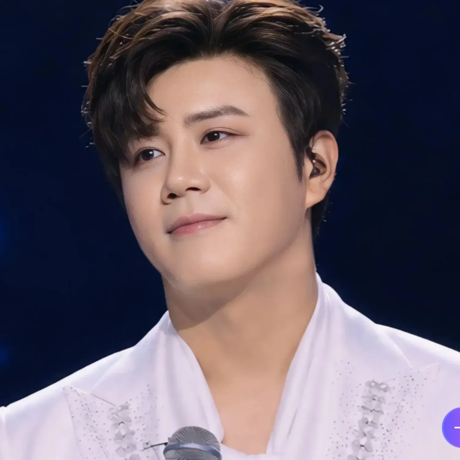 Recent activity shot of Jin Haesung