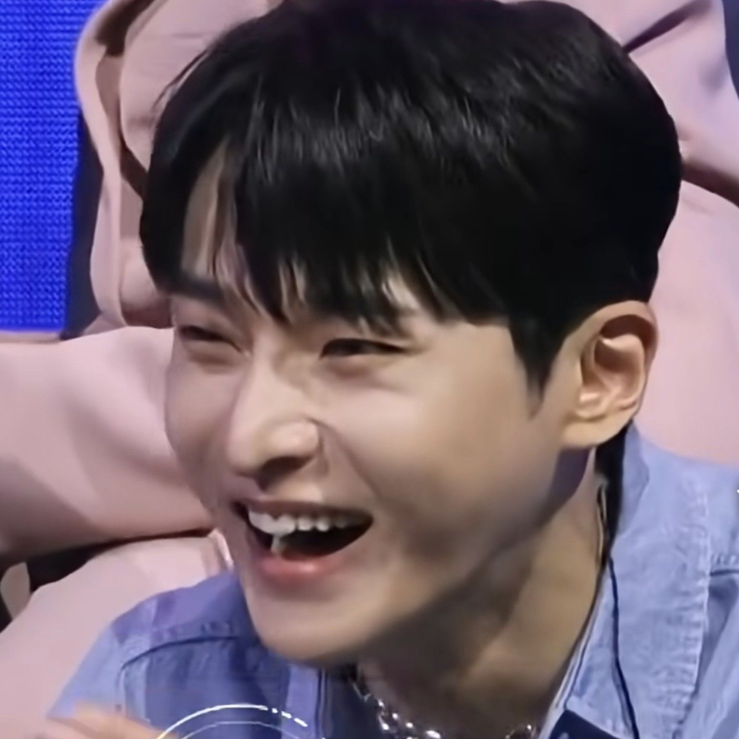 Seong Ri的最新照片