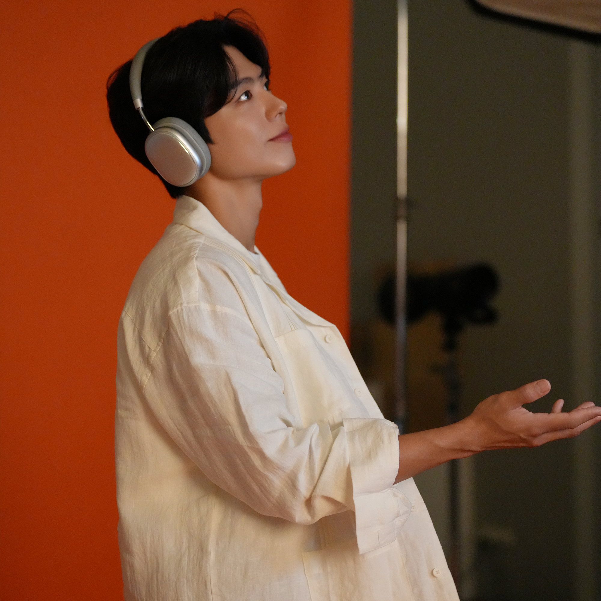 Behind-the-scenes cut of Park Bogum