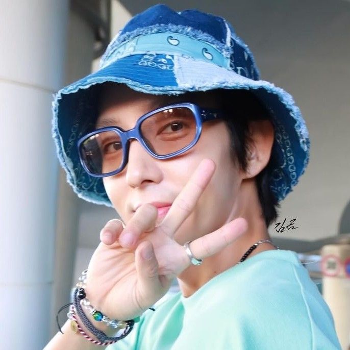 Recent activity shot of Lee Joongi