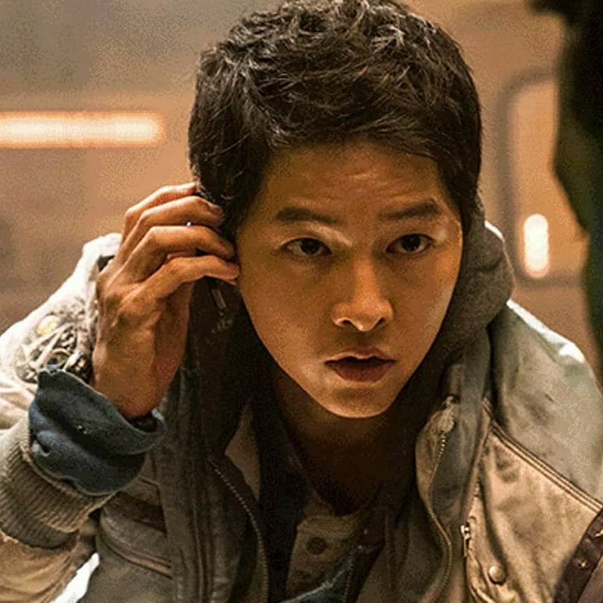 ソン・ジュンギのビハインドカット