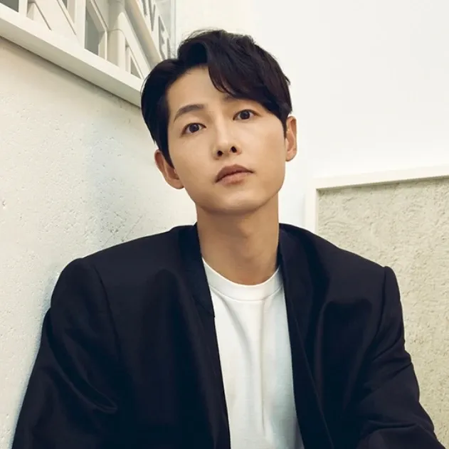 Foto kegiatan terbaru dari Song Joongki