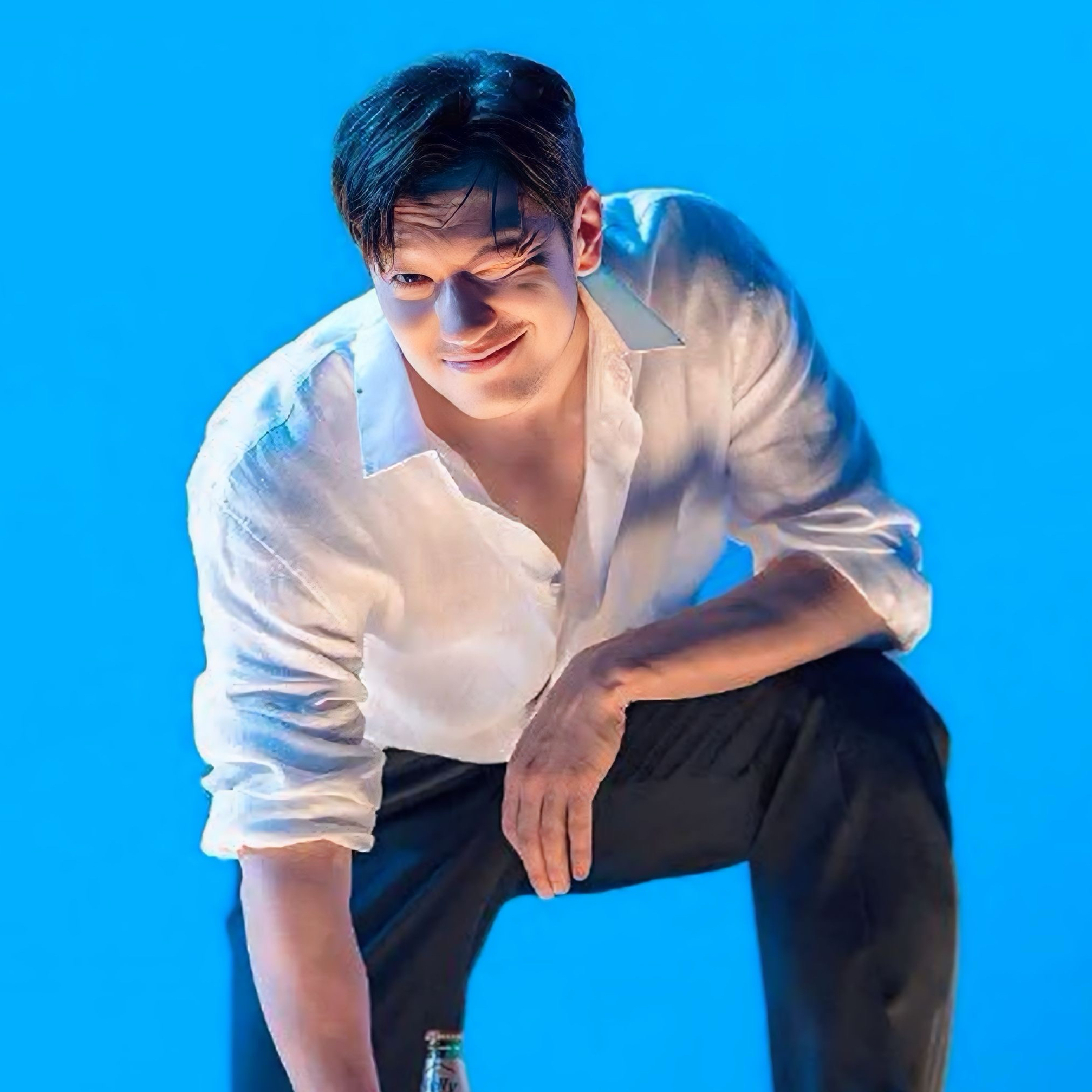 Recent activity shot of Son Seokkoo