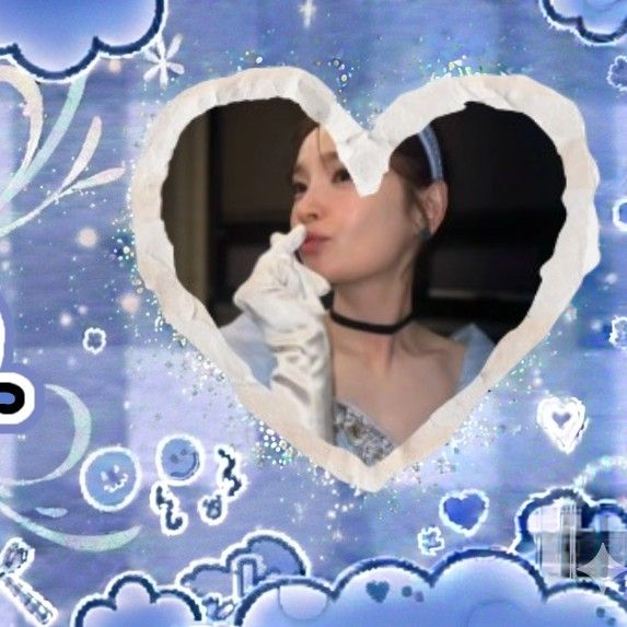 A moment captured by a fan of Jeon Mido