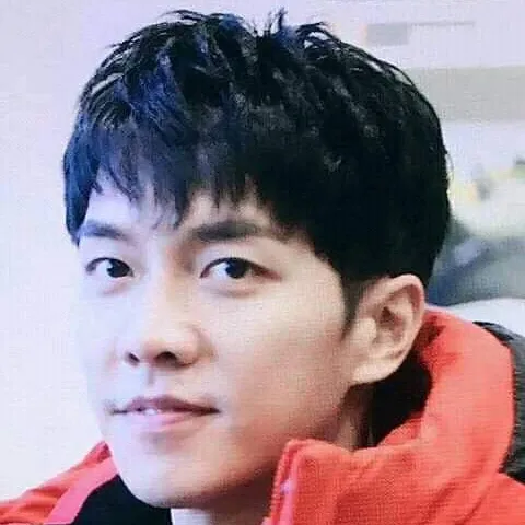 李升基的最新照片