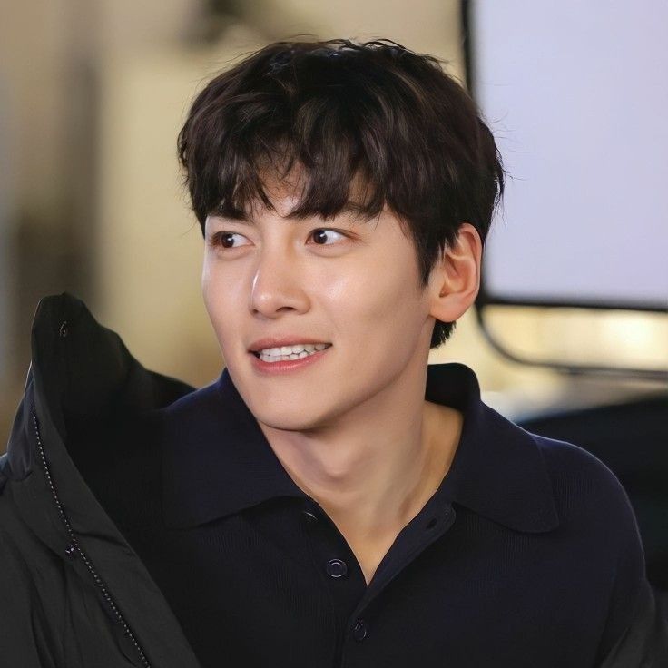 지창욱 최근 활동샷