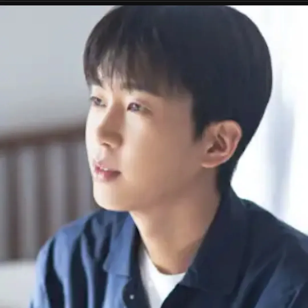 Foto terbaru dari Lim Youngwoong