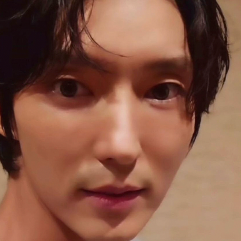 Recent activity shot of Lee Joongi