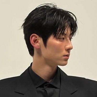 Latest photo of Hwang Minhyun