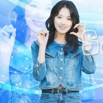 Recent activity shot of Kim Hyeyoon
