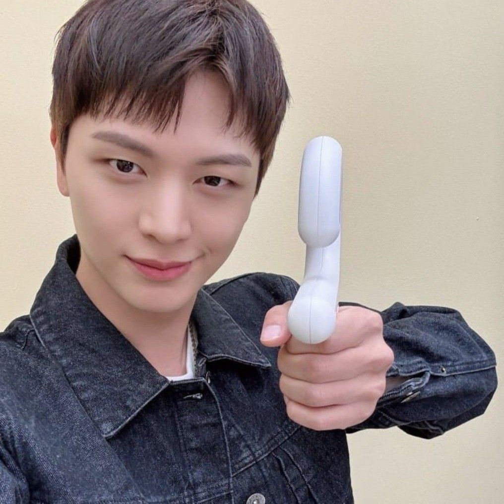 Behind-the-scenes cut of Yook Sungjae