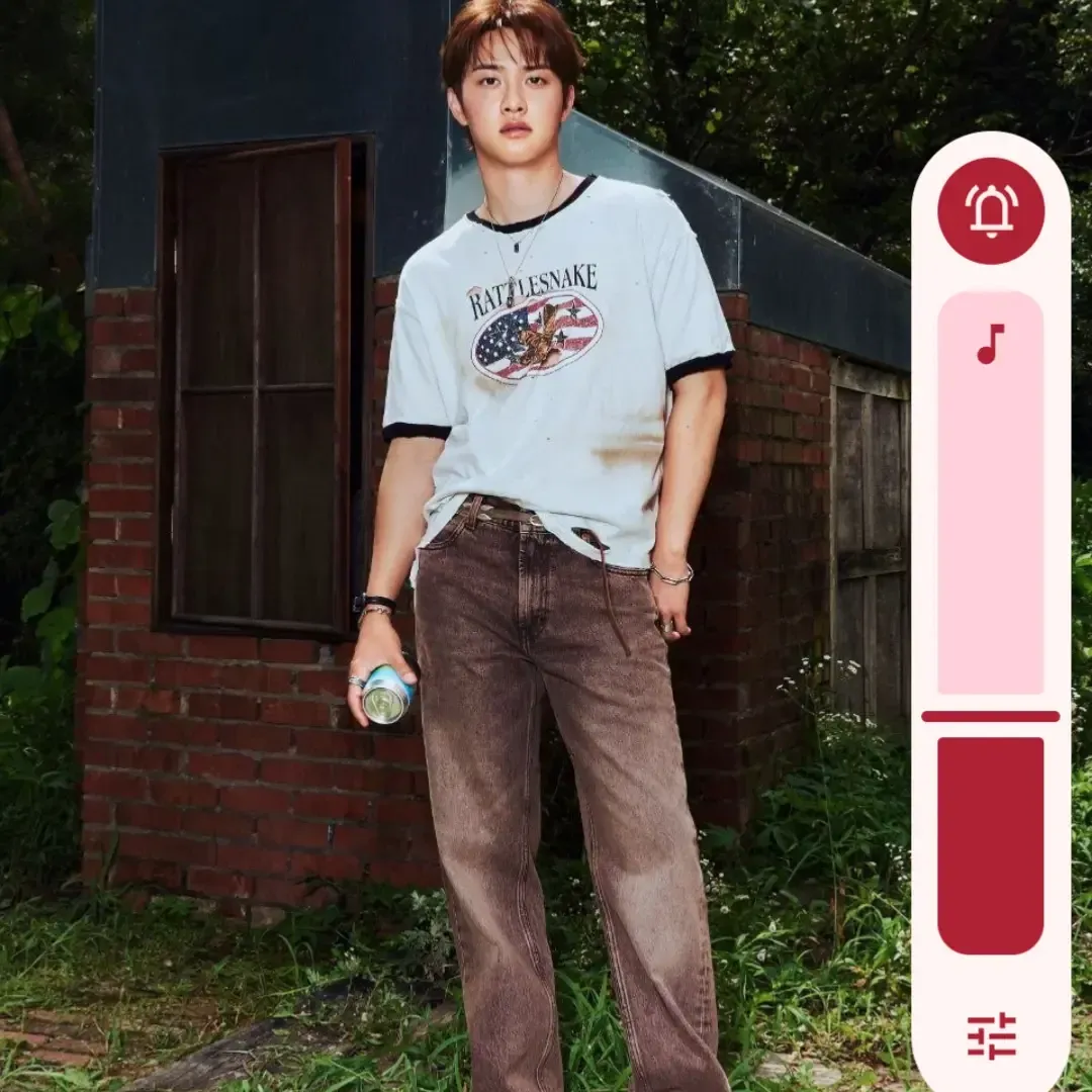 A moment captured by a fan of Doh Kyungsoo (D.O.)
