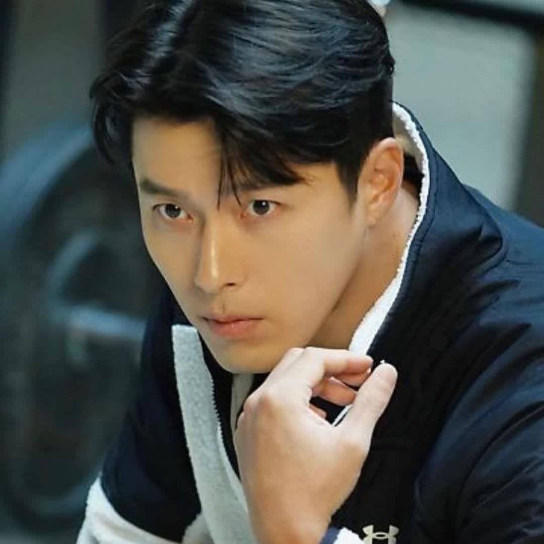Cuplikan di balik layar dari Hyun Bin