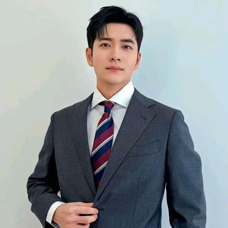 Behind-the-scenes cut of Kang Taeoh