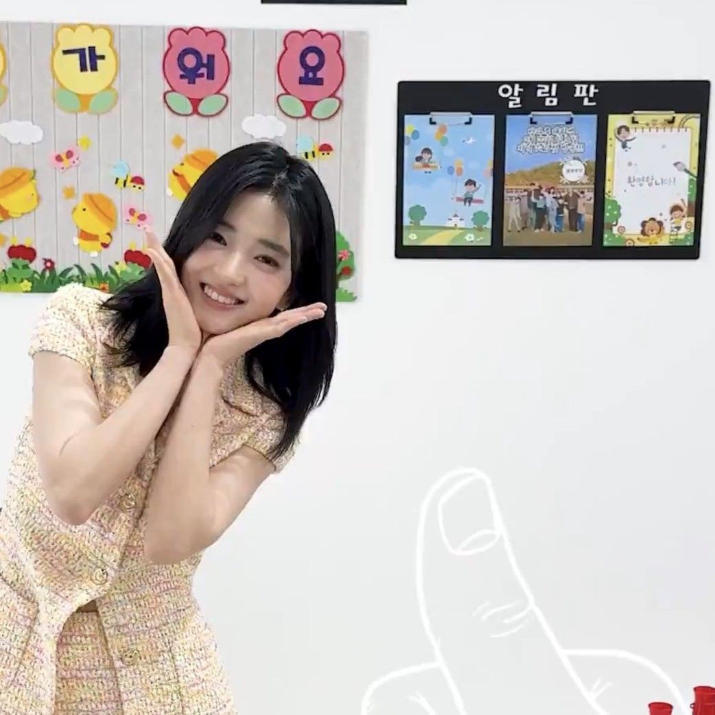 Behind-the-scenes cut of Kim Taeri