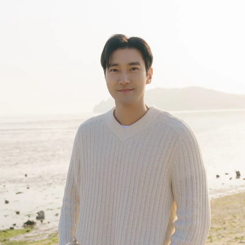 Behind-the-scenes cut of Choi Siwon