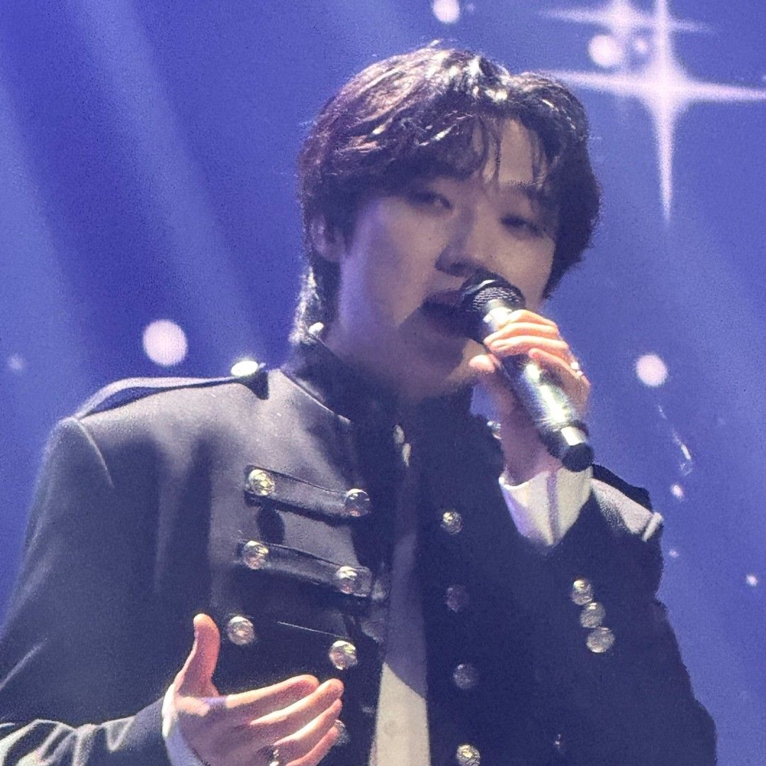 A moment captured by a fan of Forestella