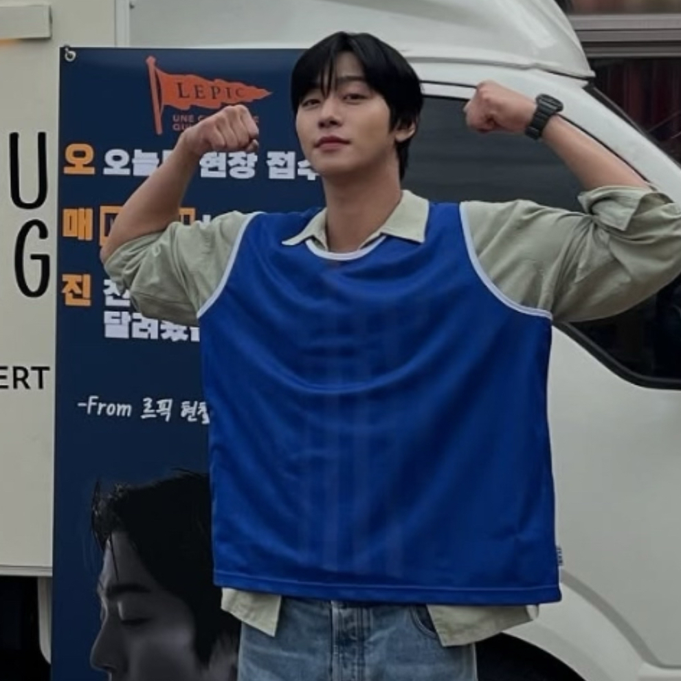 Recent activity shot of Ahn Hyoseop