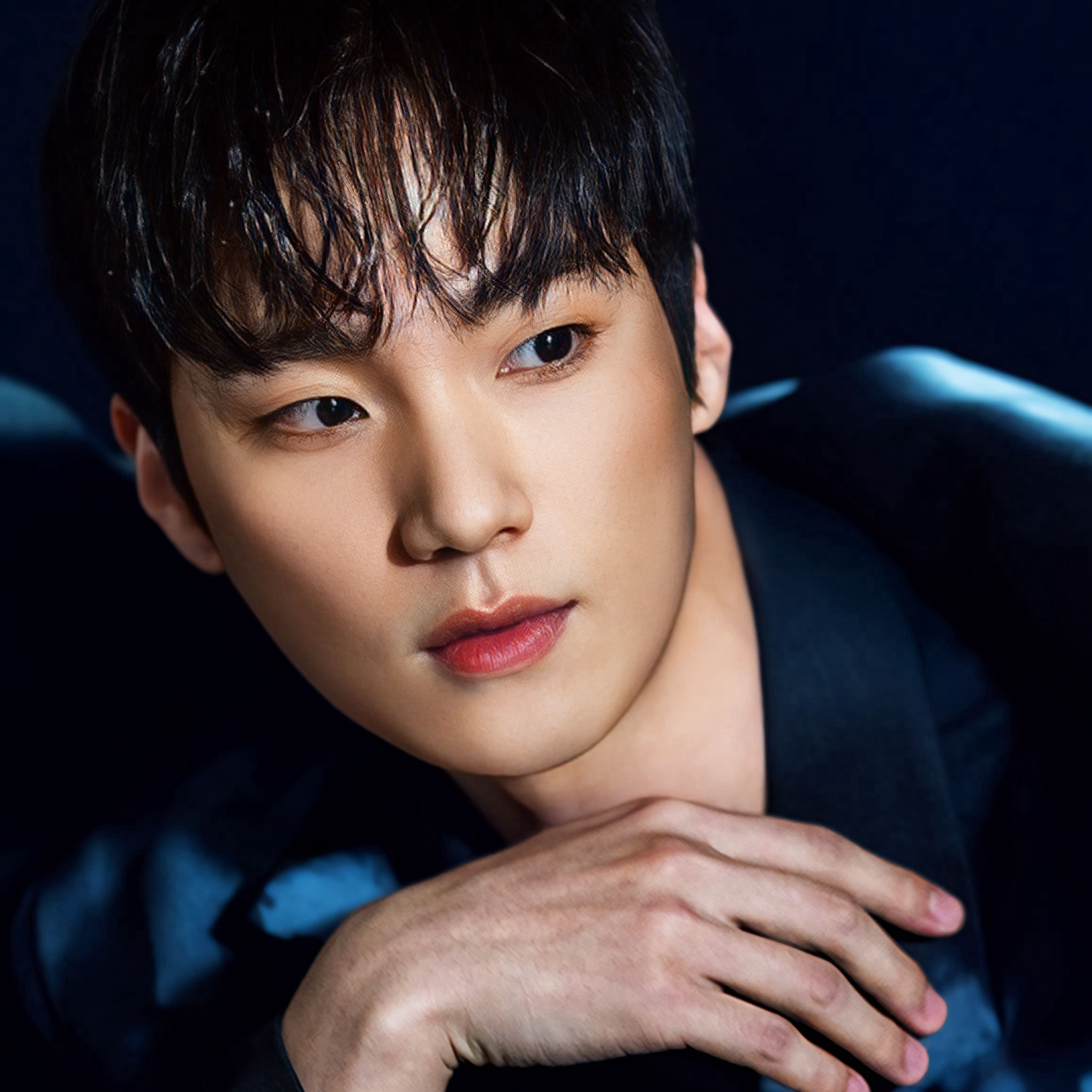 Behind-the-scenes cut of Lee Hongnae