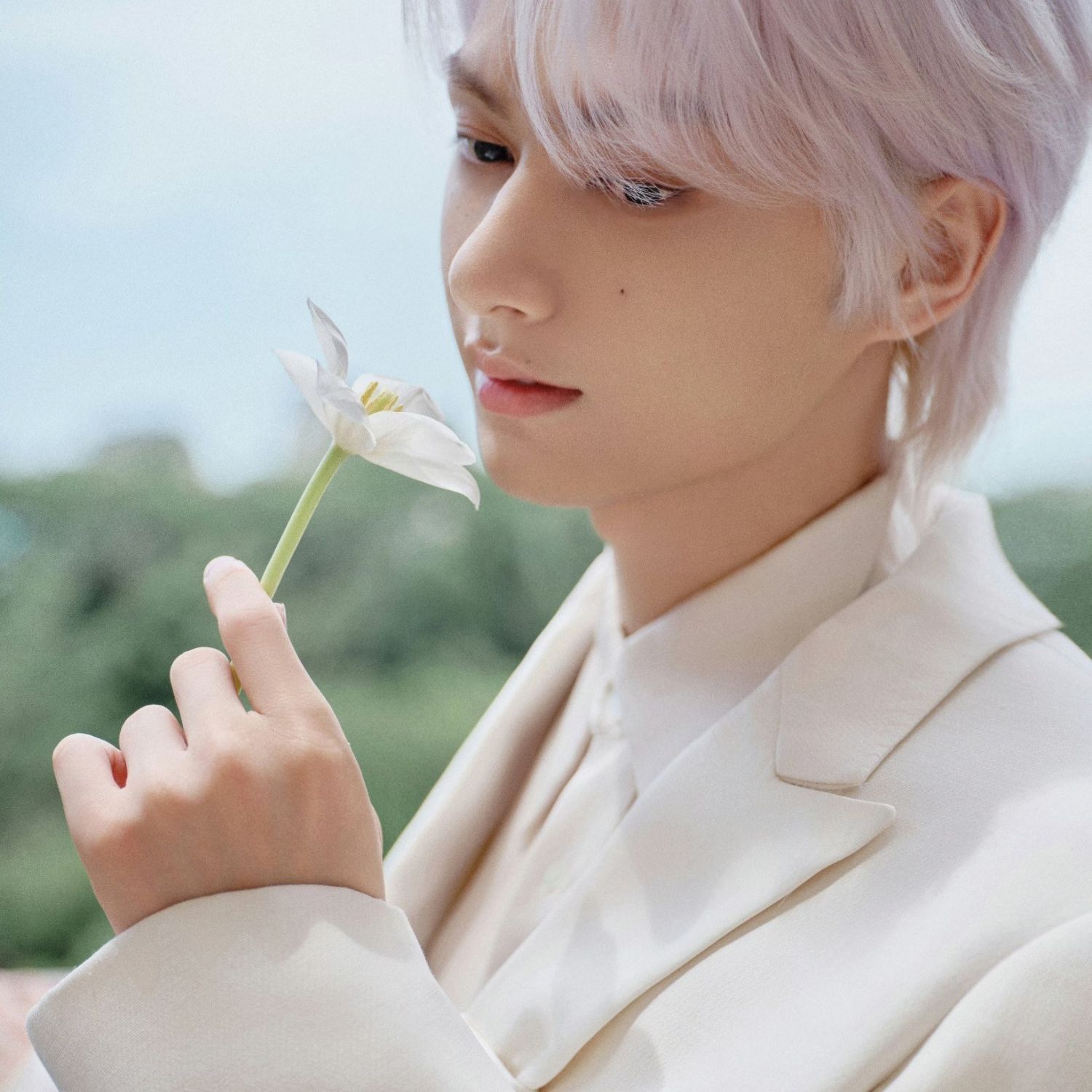 Latest photo of Wen Junhui