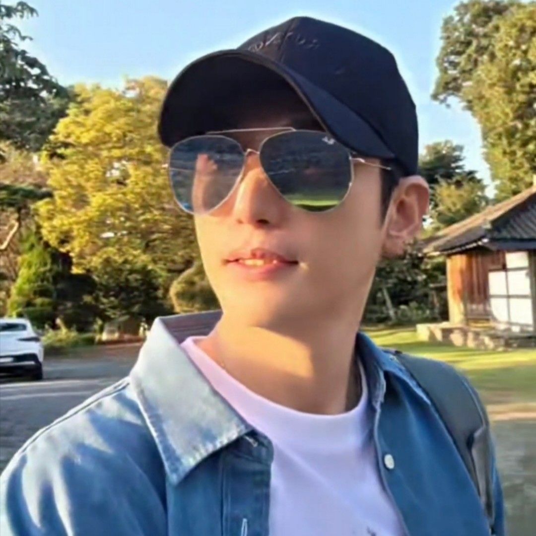 Latest photo of Park Sihoo