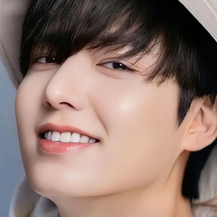 Behind-the-scenes cut of Lee Minho