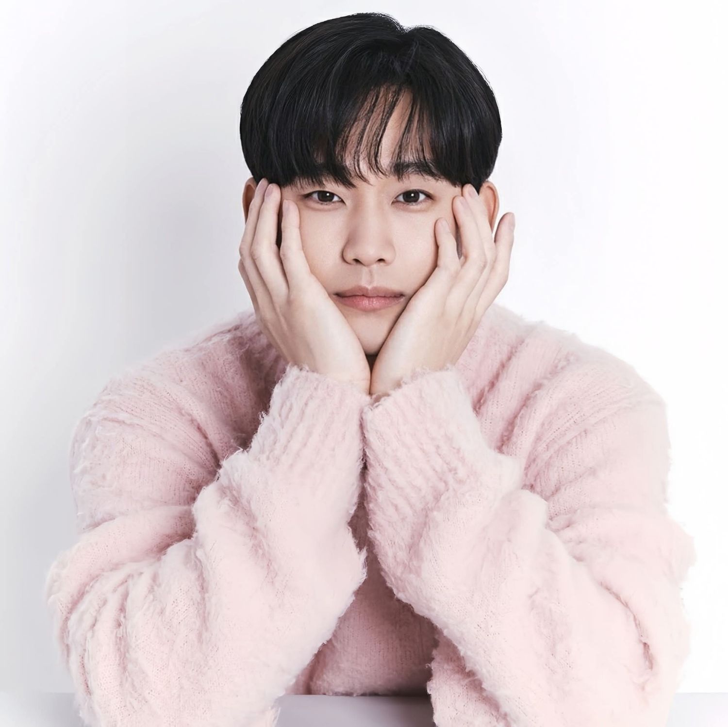 Foto terbaru dari Kim Soohyun