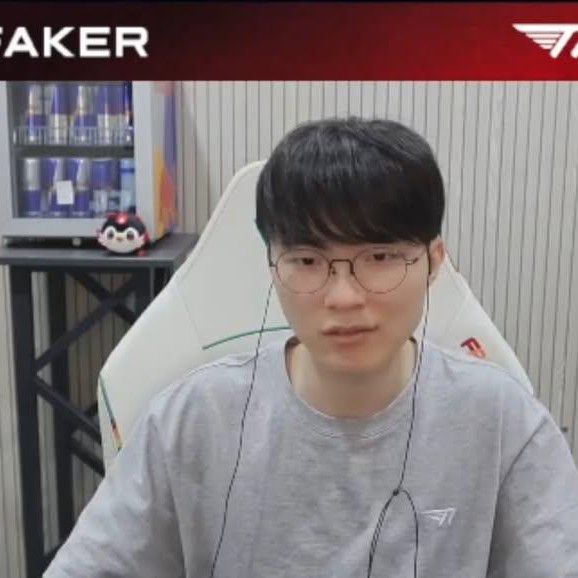 Latest photo of Faker