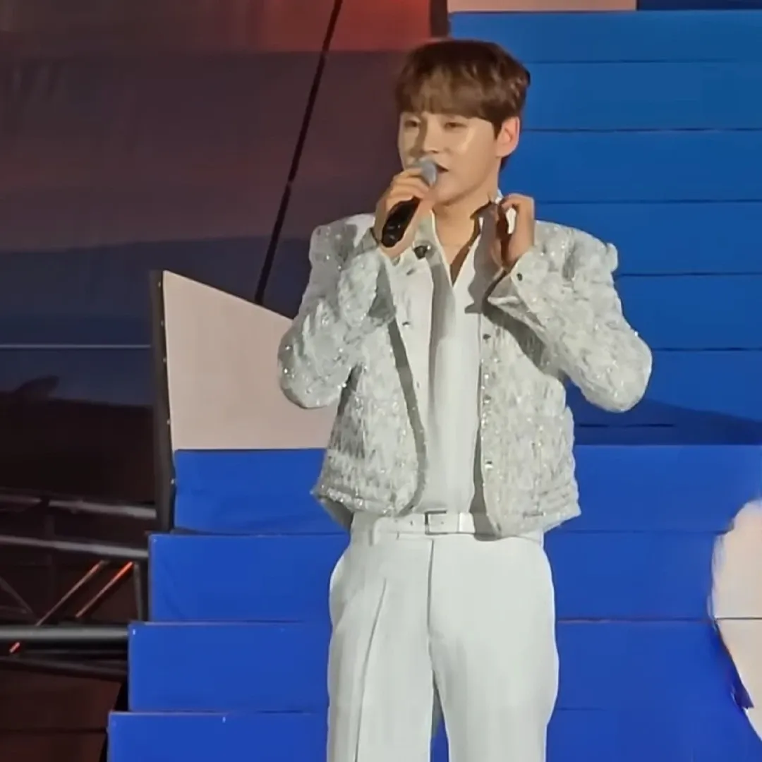 Foto kegiatan terbaru dari Park Seojin