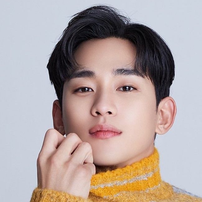 Recent activity shot of Kim Soohyun