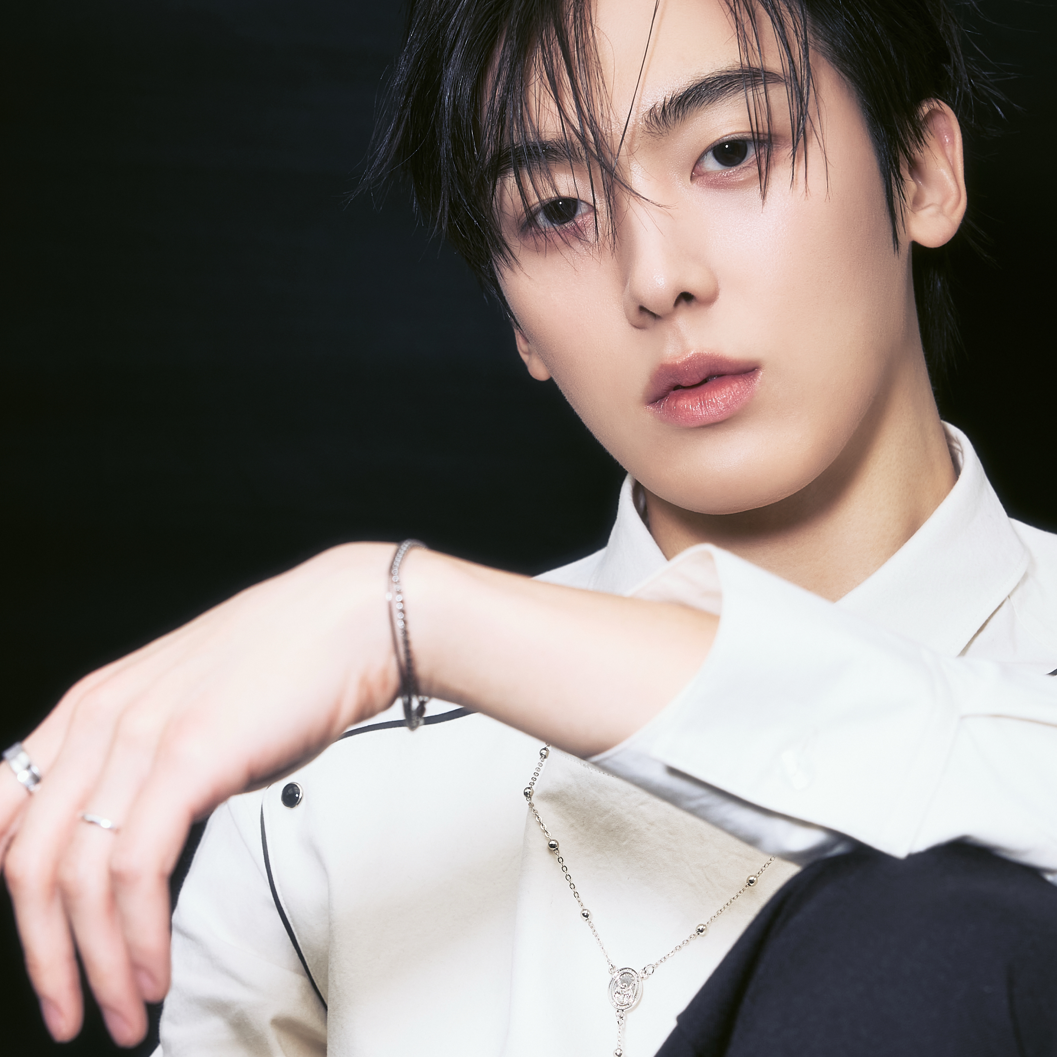 Behind-the-scenes cut of Yoon Sanha