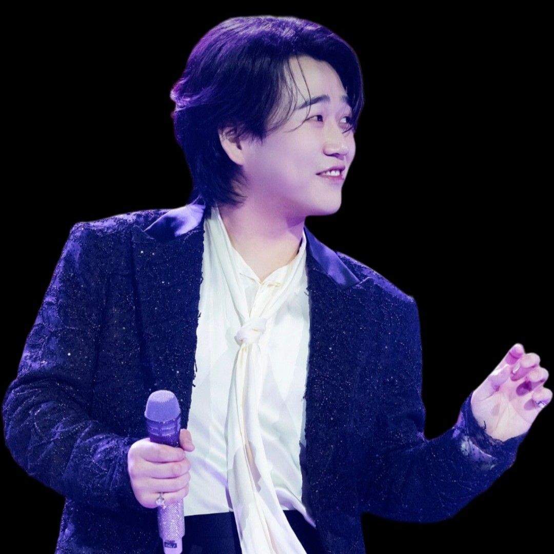 Latest photo of Hwang Youngwoong