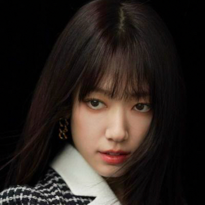 A moment captured by a fan of Park Shinhye