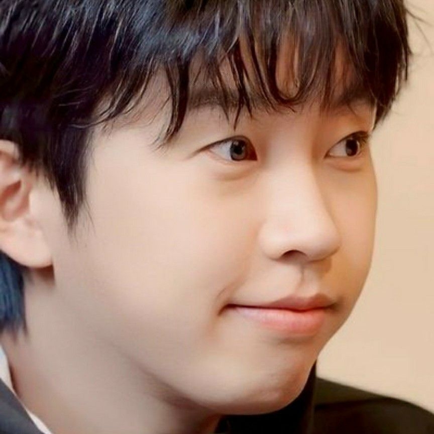 A moment captured by a fan of Lim Youngwoong