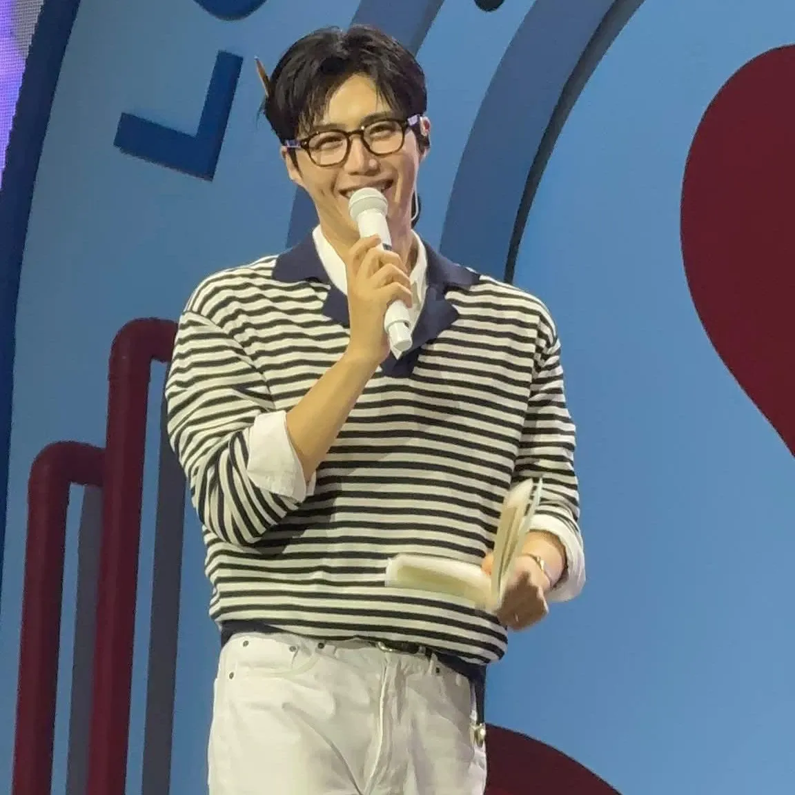 김선호의 최신 사진