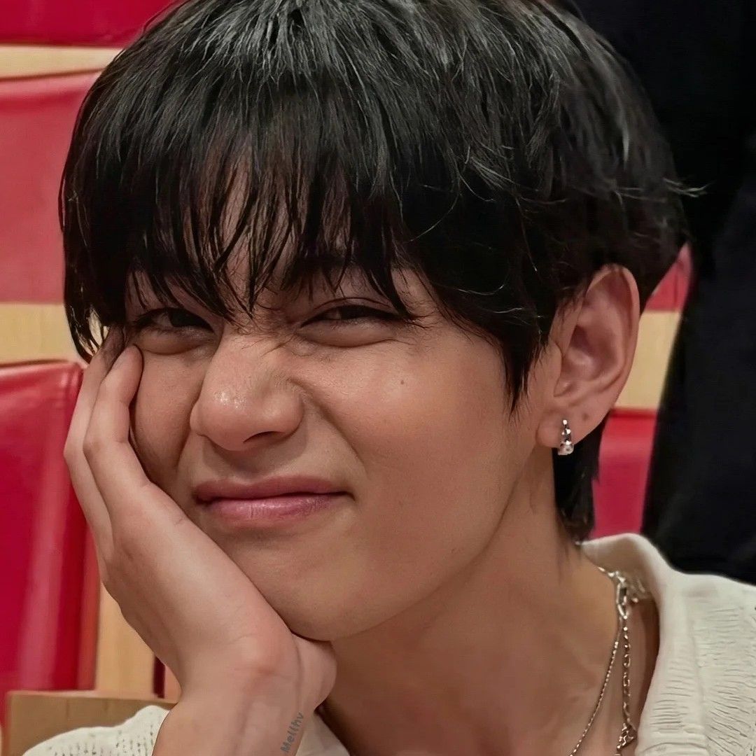 Behind-the-scenes cut of Kim Taehyung (V)