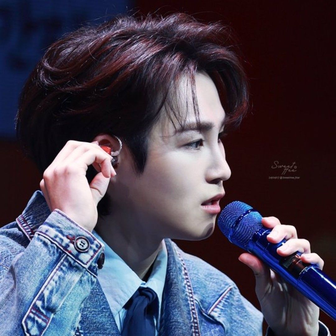 김희재의 비하인드 컷