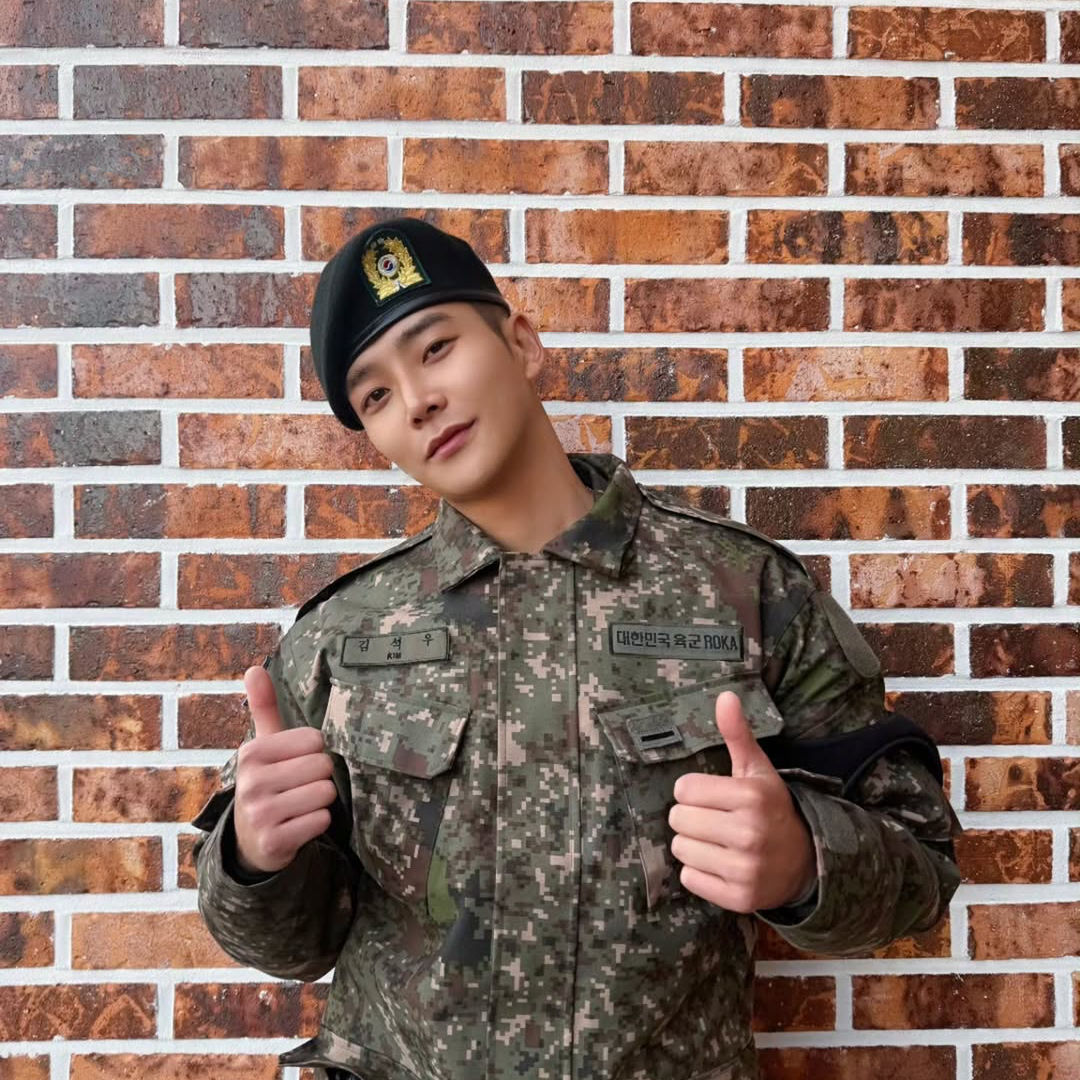 로운의 비하인드 컷