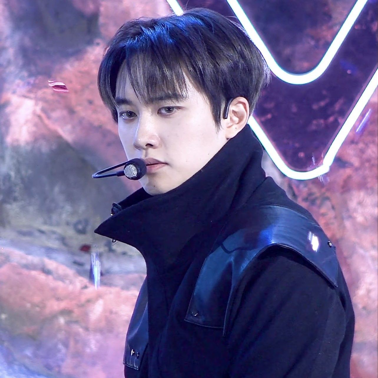 Latest photo of Doh Kyungsoo (D.O.)