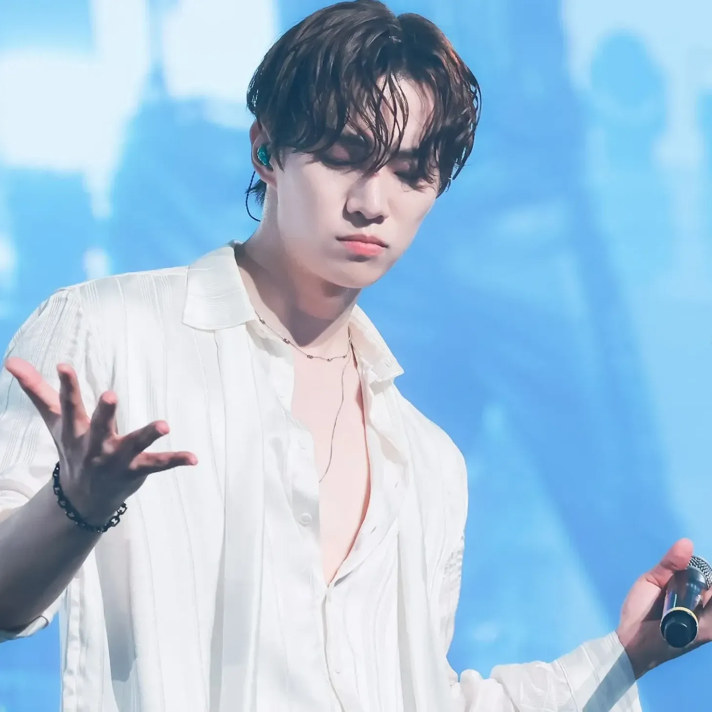 Foto kegiatan terbaru dari Lee Junho