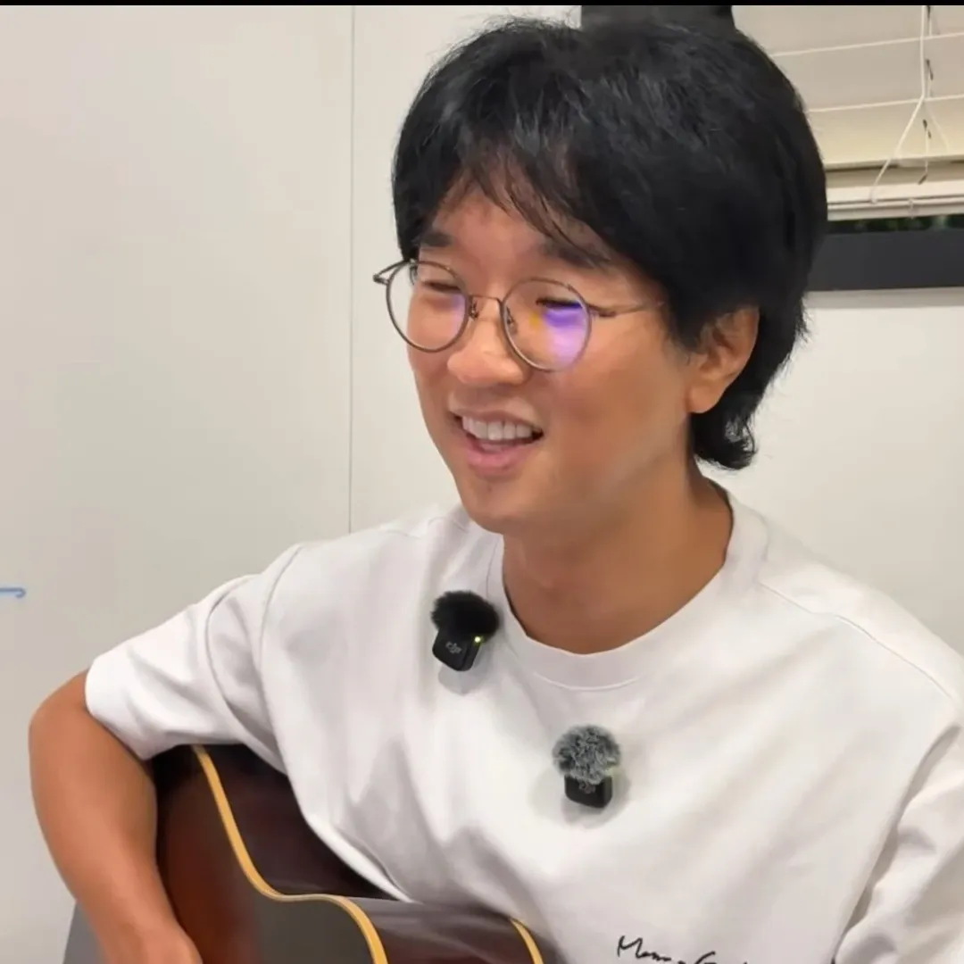 A moment captured by a fan of Bak Changgeun