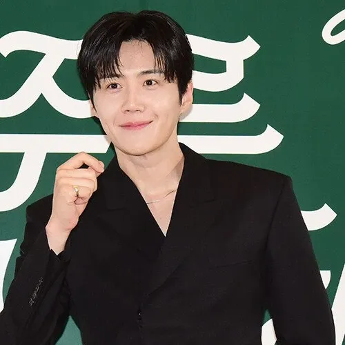Momen yang diabadikan oleh penggemar Kim Seonho