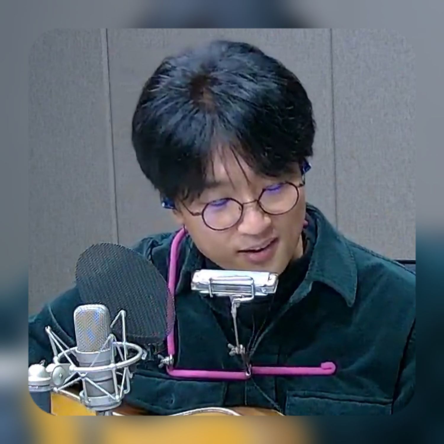 Recent activity shot of Bak Changgeun