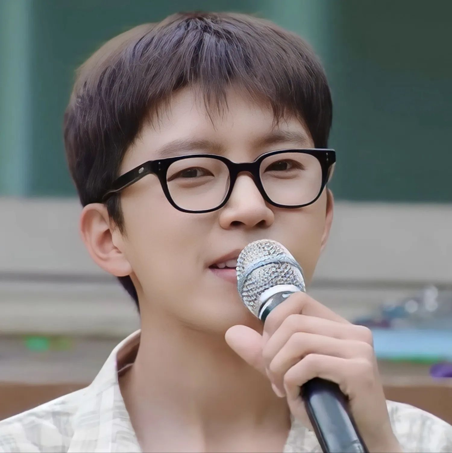 Cuplikan di balik layar dari Lim Youngwoong