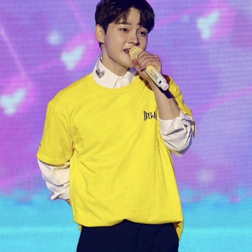 粉絲拍下的朴瑞鎮瞬間