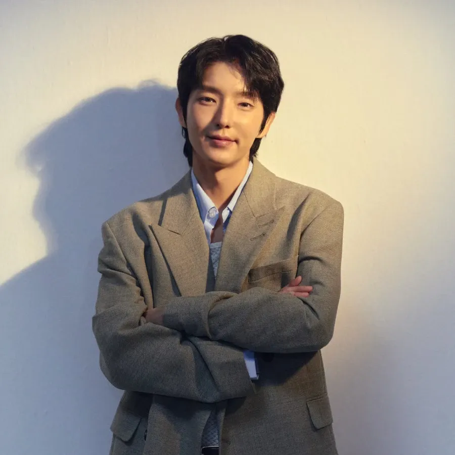 Foto terbaru dari Lee Joongi